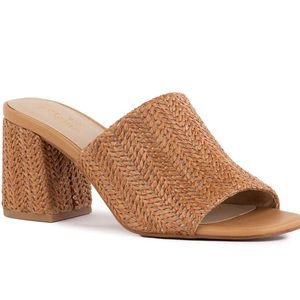 Seychelles Adapt Sandal, Tan Raffia, Women’s 9